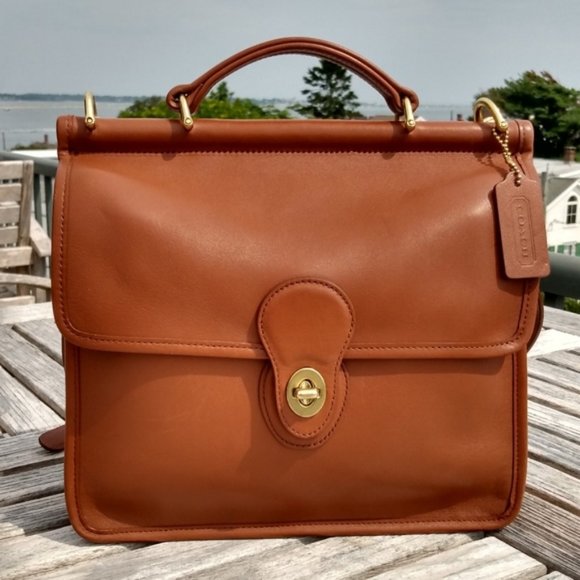 🛠️🧽🧴👜Keep Calm & Go Shopping, Seller Bio - Picture 14 of 17